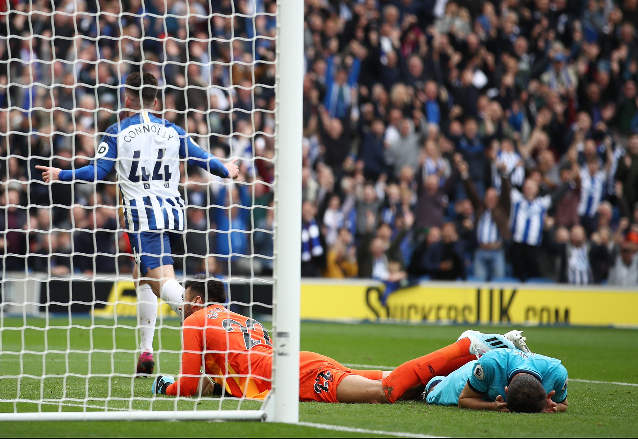 每体：巴萨承诺未来补偿贝蒂斯，双方不会因罗克的转会交恶.